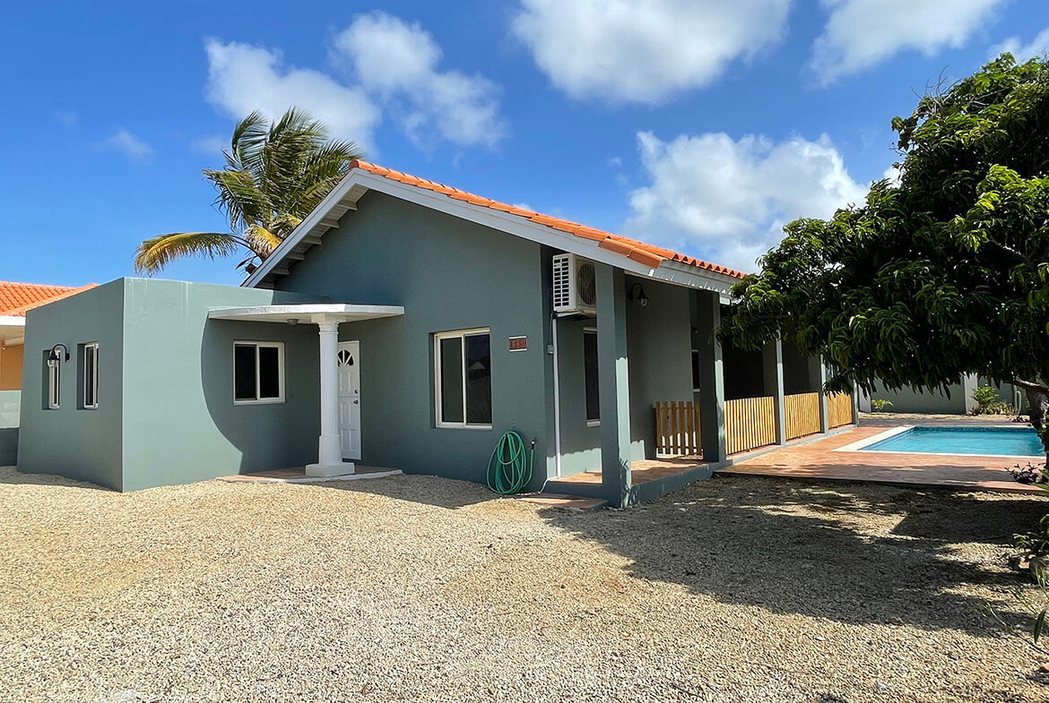 Tanki Leendert 65 H Apartment for Long Term Rentals